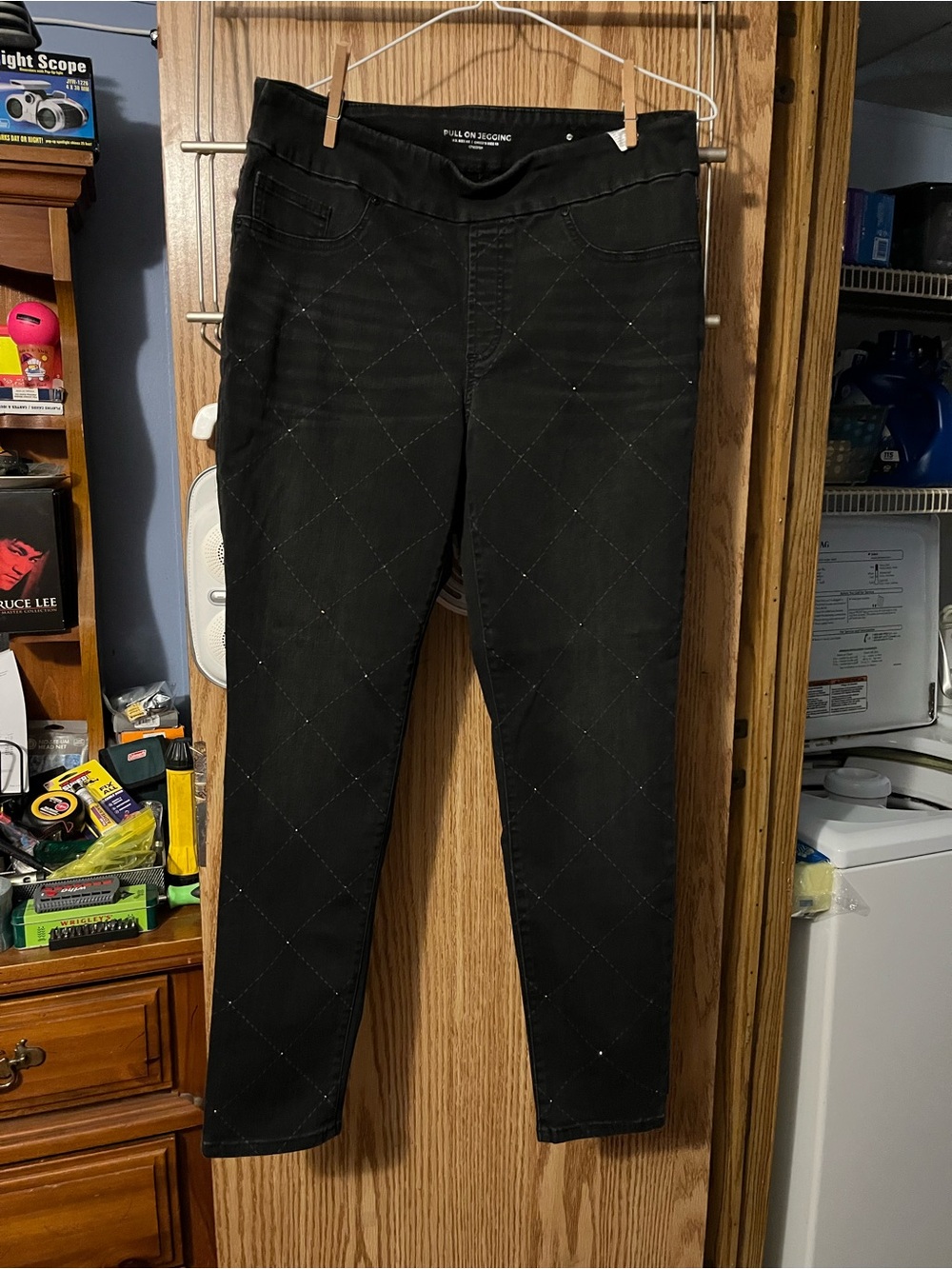 Chico's Black Quilted Ankle Pull-On Pants